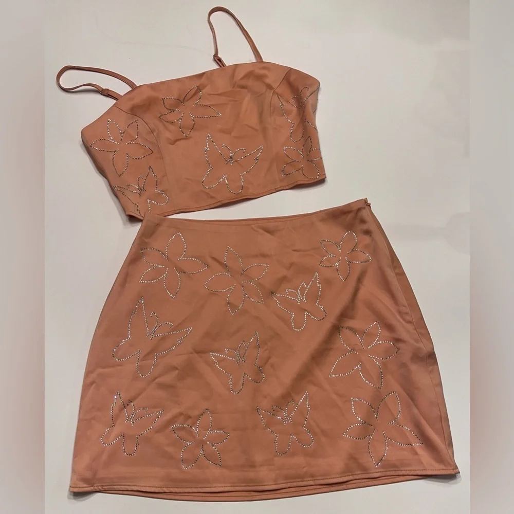 Le Lis Crop Camisole Top & Mini Skirt‎ Set in Nude Peach Rhinestones Size XS/S